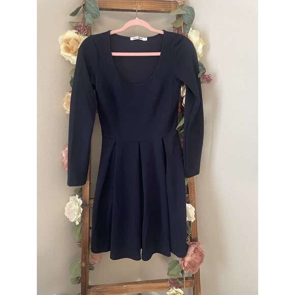 White Mark Jenara Above The Knee Long Sleeve Navy Skater Dress Scoop Neckline - Picture 3 of 5